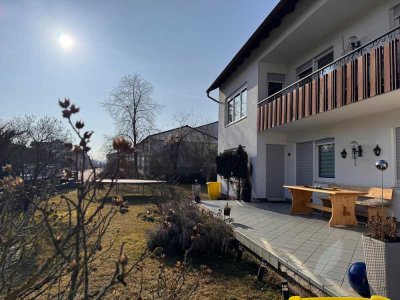 Haus mit zwei  4-Zimmer Wohnungen und Möglichkeit zum DG Ausbau