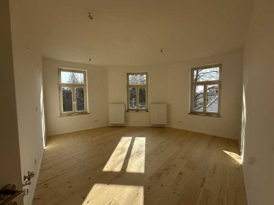*Erstbezug* Charmante 3-Raum-Wohnung mit Dielung in grüner Lage - WE05