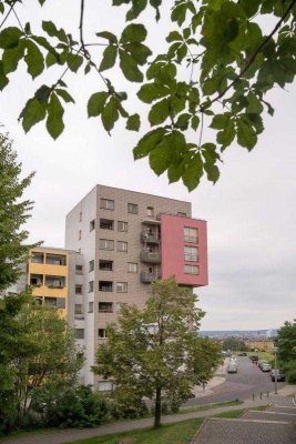 NUR für SENIOREN!  Individuelle 2-Zimmer-Wohnung mit Balkon