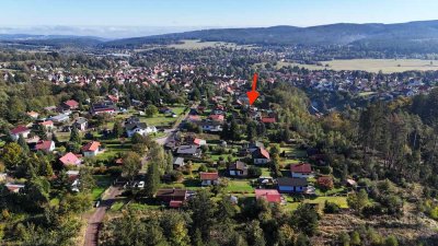 neu erschlossenes Traumgrundstück, aktuell bebaut mit einem Bungalow, in Ortsrandlage