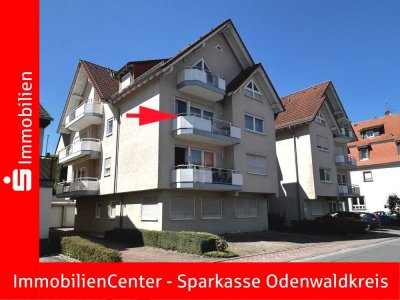 Im Herzen der Kreisstadt. Schöne 2-ZKB Eigentumswohnung mit Garage, für Selbstnutzer und Anleger!
