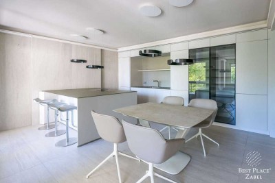 Architektonisch kuratiert: Luxuswohnung mit Loggia nahe Viktoria-Luise-Platz