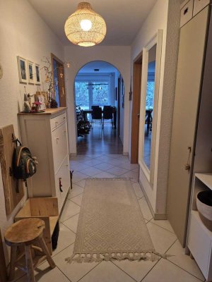 Moderne 3,5-Zimmer-Wohnung mit großem Balkon und barrierefreiem Zugang