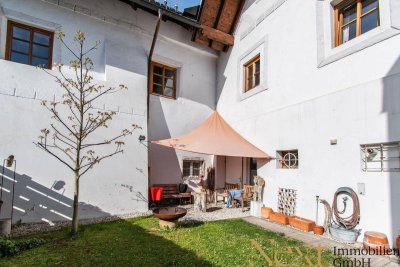 Wohnen mit Geschichte - charmante Altbau-Haus in Wels mit Schloss-Flair – stilvoll wohnen auf ca. 118 m²