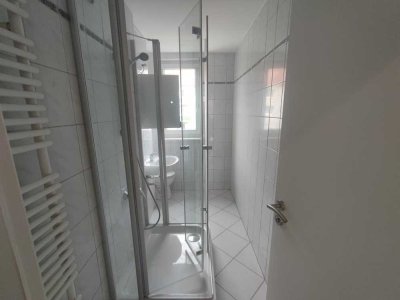 Wohnung mit Duschbad und neuer EBK- frisch renoviert!