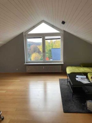 1,5-Zimmer-DG-Wohnung in Stuttgart
