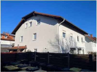 Stilvoll renovierte 4-Zimmer-Maisonettewohnung im modernen Neubau in Dexheim