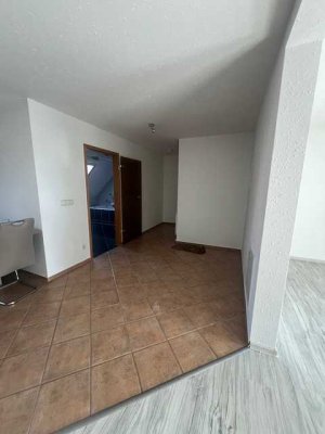 besondere, charmante Maisonette-Wohnung in beliebter, ruhiger Wohngegend in Frankfurt (Oder)