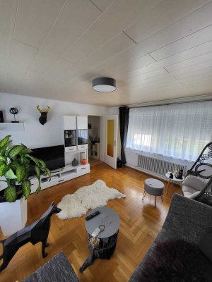 Freundliche und gepflegte 3-Raum-EG-Wohnung mit EBK in Deggigen