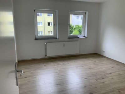 Wohnung gesucht? Gefunden! *Schöne 3-Zimmer-Wohnung mit Tageslichtbad*