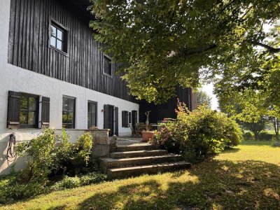 Bauernhaus in Bayern - modernisiert, großzügig & vielseitig