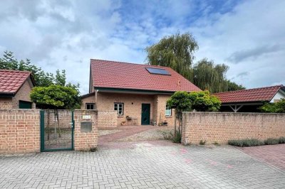 Exklusives Traumhaus mit idyllischen Garten in Syke-Ristedt