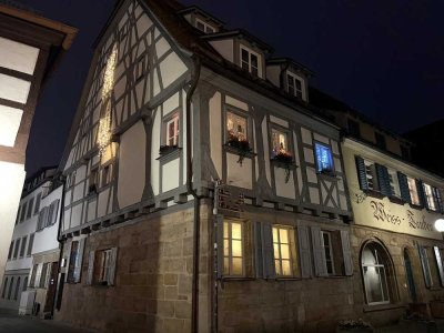 Historisches Altstadtjuwel – einzigartiges Stadthaus mit großer Dachterrasse!