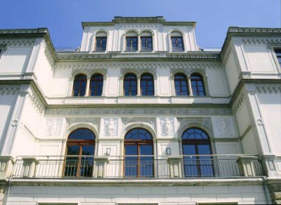 Exklusive 5-Zimmer-Wohnung in denkmalgeschütztem Palais