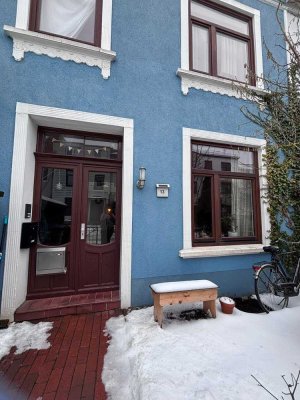 Schöne 2-Zimmer-Single-Wohnung im klassischen Altbremer Reihenhaus in Walle-Osterfeuerberg
