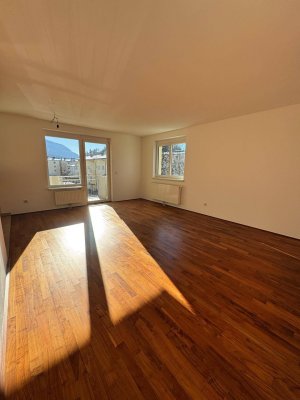 Zentrale 3-Zimmer Wohnung mit Balkon und Tiefgarage