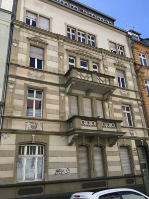 2 Z Küche Bad 60 qm 1. OG in gepflegtem Altbau in SB St Johann
