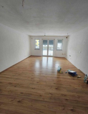 3-Zimmer-Mietwohnung mit Garten in ruhiger Siedlungslage in Moosbach ‍ ‍ ‍
