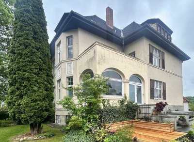 Historische Stadtvilla mit 4 Wohneinheiten