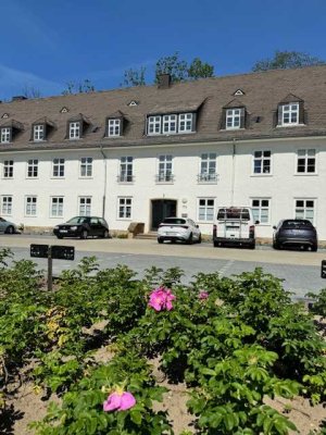 Helle, moderne Wohnung im Denkmal, neue EBK, neues Bad u.v.m.
