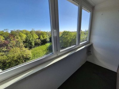 3-Zimmer-Wohnung mit sonniger Loggia | Bezugsfrei, praktisch und preiswert