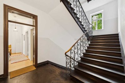 Altbauidylle in Haidhausen – 3 Zimmer mit Balkon in ruhiger Lage