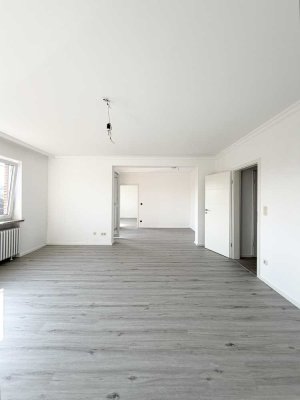 Seltene Gelegenheit: Sanierte 2-Zi.-Wohnung, Balkon, Gäste-WC - für Eigennutzer oder Kapitalanleger
