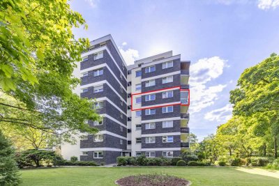 Engel & Völkers: Moderne Eigentumswohnung mit Aufzug & verglaster Loggia