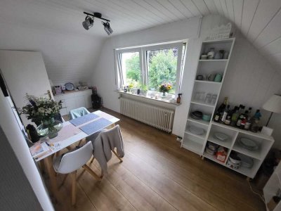 Attraktive 3 Zimmer Dachgeschoss Wohnung mit Terrasse und Gartennutzung in Wiedenbrück