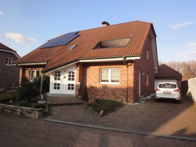 Wunderschönes Zweifamilienhaus in ruhiger Lage von Velen!