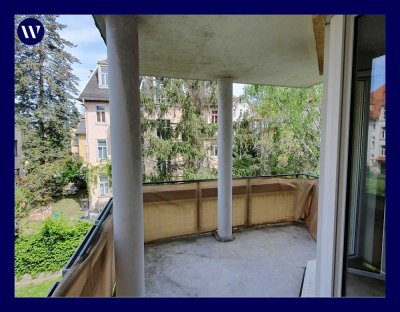 KLEIN+FEIN =DEIN! Sonniges, helles Apartment + Balkon! Renoviert, Laminat + separate Küche, Aufzug
