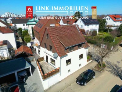 Ostfildern-Nellingen: Freistehendes EFH mit viel Nutzfläche, Sonnenterrasse, Garten und Garage***