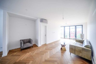 Exklusive Dachgeschoss-Maisonette-Wohnung mit Aufzug & Dachterrasse im Herzen von Berlin-Kreuzberg
