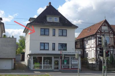 BS-Gliesm.; 3 Zi; ca 70 m²-Wfl; EBK, Du-Bad, möglich: kl. Garten/Einstell-Platz, ÖPNV v d Tür!