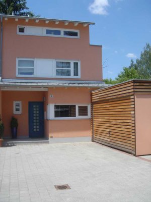Großzügiges, exklusives REH in ruhiger Lage in Regensburg West