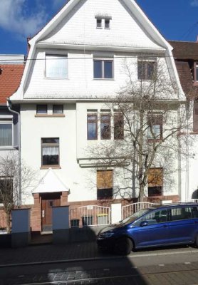 Gepflegte 2-ZKB-Altbauwohnung in Mannheim-Feudenheim