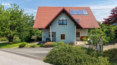 Idyllische Aussichtslage – flexibel nutzbar - zwei Wohneinheiten unter einem Dach