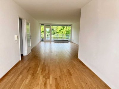 Moderne, helle 4-Zimmer-Wohnung in grüner Lage mit Blick in den Kaiserpark (Nähe Stadtwald)