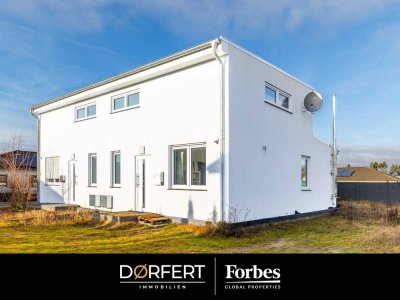 Perfekte Doppelhaushälfte in Top-Lage: Ruheoase mit Stadtanbindung