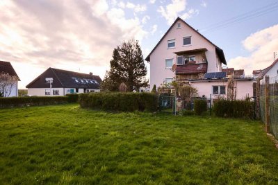 "FRÜHLINGSERWACHEN"
Mehrfamilienhaus mit pompösen Grundstück - 2 Wohnungen ab Juni frei