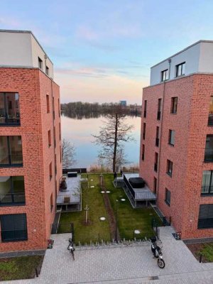 Seeblick! Komfortable Neubauwohnung mit TG-Stellplatz