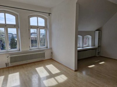 Schöne und gepflegte 3-Raum-Wohnung mit gehobener Innenausstattung in Lüneburg