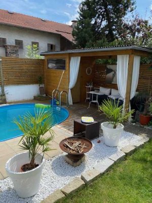 -Preissenkung- Haus im Haus in Dichau: 5,5 Zimmer, 131,71 m² mit Garten, Sauna und Pool