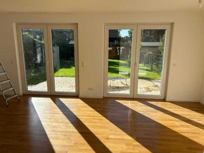 Erstbezug - Doppelhaushälfte mit schönem Garten in toller Lage