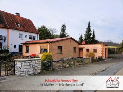 Gelegenheit! 2 Häuser zum Preis von einem! Sanierungsbedürftige DHH + renov. Bungalow in Neunkirchen