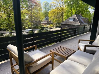 Schönes Penthouse mit großem Balkon in Blankenese