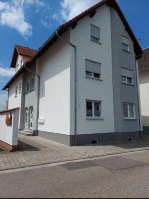 Schöne, ruhige Wohnung mitten in Rülzheim
