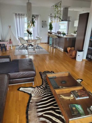 Penthouse mit Taunusblick in Frankfurt-Bockenheim