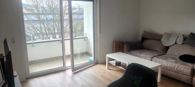 Exklusive 2-Zimmer-Wohnung mit gehobener Innenausstattung mit Einbauküche in Aschaffenburg