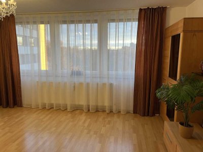 Geschmackvolle 2-Zimmer-Wohnung mit Balkon und EBK in Nürnberg